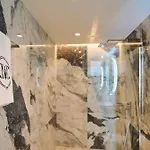 Monarco Executive Hotell