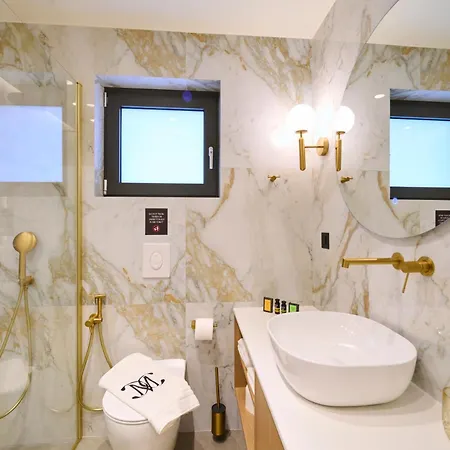 Monarco Executive Родос