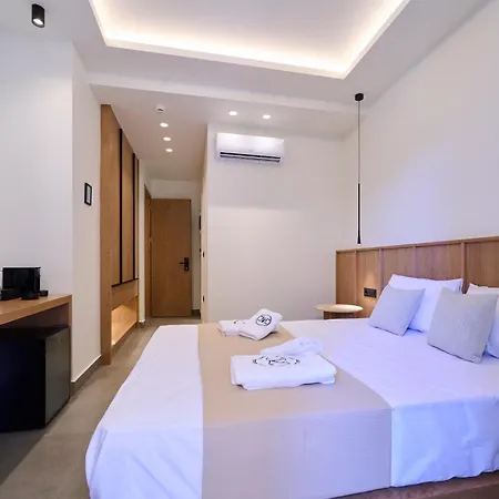 Отель Monarco Executive *