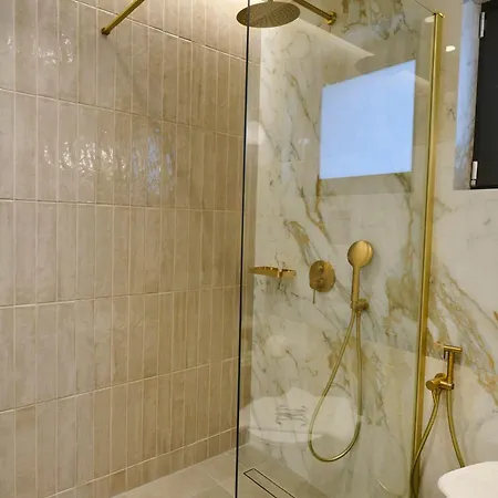 Monarco Executive Отель Родос