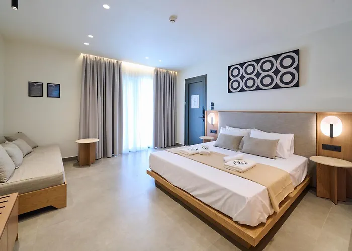 Monarco Executive Ξενοδοχείο *