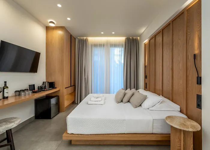 Monarco Executive Hotel