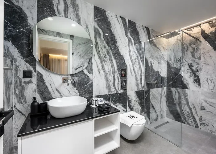 Hotel Monarco Executive *