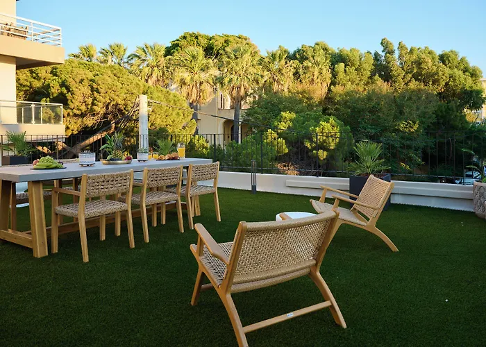 Hotel Monarco Executive