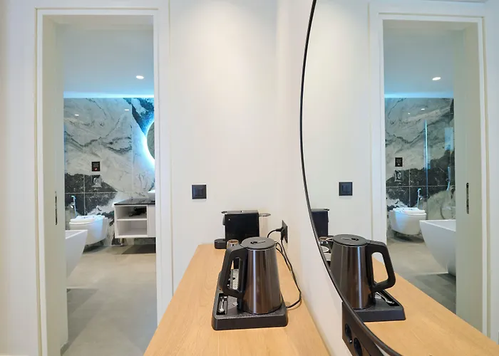 Monarco Executive Otel