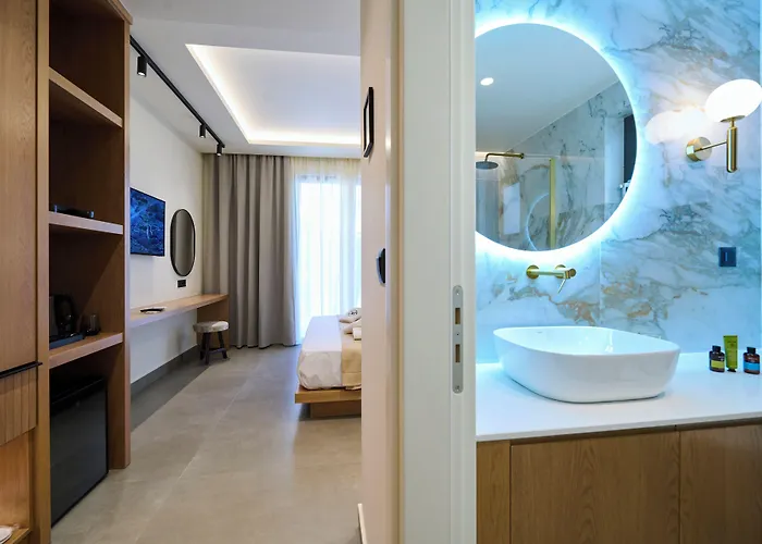 Monarco Executive * Rhodes City