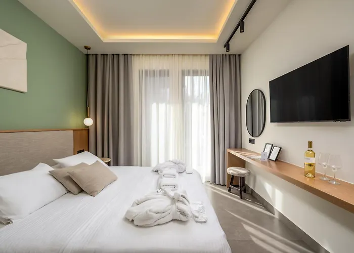 Monarco Executive Hotel